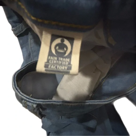 Universal Thread High Rise Skinny Jeans Light Blue Faded Women’s 6/28 Long - Picture 7 of 16